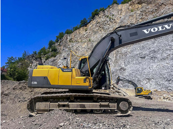 Crawler excavator Volvo EC220D: picture 5