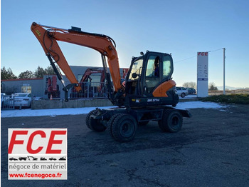 Wheel excavator DEVELON