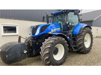 Farm tractor NEW HOLLAND T7.270