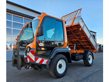 Tipper van