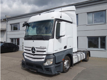 Tractor unit MERCEDES-BENZ Actros 1842