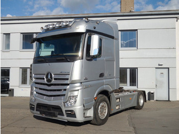 Tractor unit MERCEDES-BENZ Actros 1851