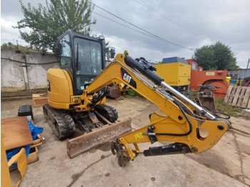 Crawler excavator CAT 303ECR: picture 2
