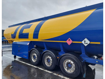 Tanker semi-trailer SCHWARZMÜLLER