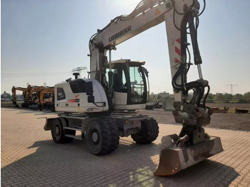 Wheel excavator 2015 Liebherr A 918Compact: picture 2