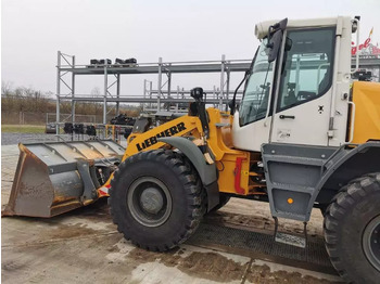 Wheel loader LIEBHERR