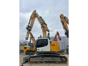 Crawler excavator LIEBHERR R 936