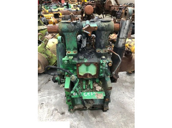 Steering knuckle JOHN DEERE