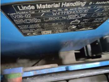 Pallet truck Linde V08-02: picture 3