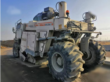 Soil stabilizer WIRTGEN