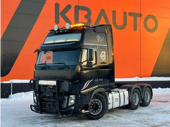 Tractor unit VOLVO FH16 700