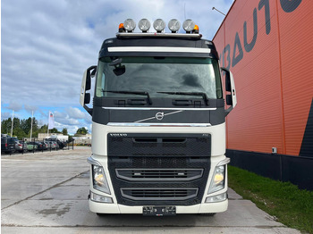 Hook lift truck Volvo FH 500 8x4*4 HIAB XR 24 ton / L=5800 mm: picture 2