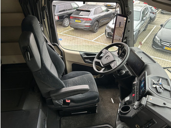 Tractor unit Mercedes-Benz Actros 1845 Bigspace / 314 dkm / Mirror Cams / 2 Tanks / NL Truck: picture 3 Tractor unit Mercedes-Benz Actros 1845 Bigspace / 314 dkm / Mirror Cams / 2 Tanks / NL Truck: picture 3