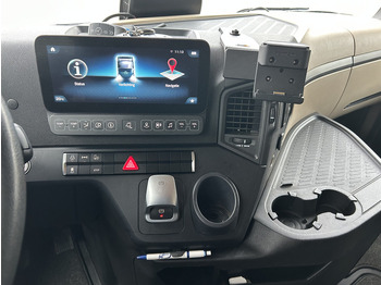 Tractor unit Mercedes-Benz Actros 1845 Bigspace / 314 dkm / Mirror Cams / 2 Tanks / NL Truck: picture 5 Tractor unit Mercedes-Benz Actros 1845 Bigspace / 314 dkm / Mirror Cams / 2 Tanks / NL Truck: picture 5