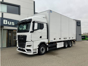 Box truck MAN TGX 26.510