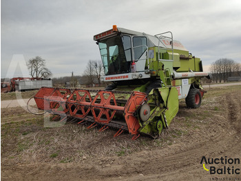 Combine harvester CLAAS Dominator 108