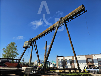 Crane