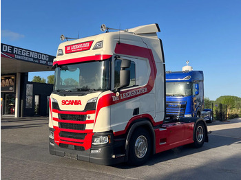 Tractor unit SCANIA R 450