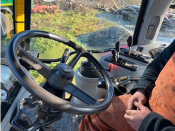 Farm tractor MASSEY FERGUSON 6480 DYNASHIFT: picture 3