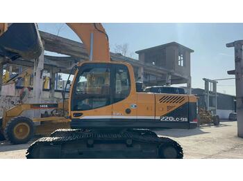 Crawler excavator HYUNDAI