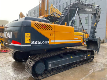 Crawler excavator HYUNDAI
