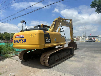 Crawler excavator KOMATSU PC220-8: picture 3