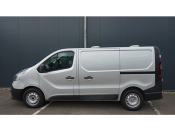 Closed box van RENAULT Trafic