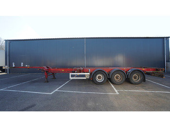 Container transporter/ Swap body semi-trailer RENDERS