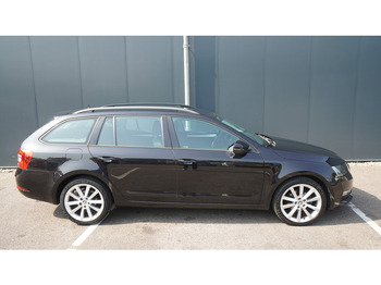 Minibus, Passenger van Škoda Octavia COMBI 1.6TDI DSG 85KW GREENTECH AMBITION BUSINESS: picture 2 Minibus, Passenger van Škoda Octavia COMBI 1.6TDI DSG 85KW GREENTECH AMBITION BUSINESS: picture 2