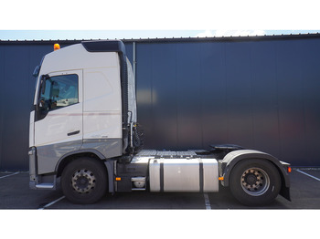 Tractor unit VOLVO FH 420
