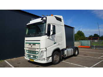 Volvo FH 460 EURO 6 GLOBETROTTER leasing Volvo FH 460 EURO 6 GLOBETROTTER: picture 3 Volvo FH 460 EURO 6 GLOBETROTTER leasing Volvo FH 460 EURO 6 GLOBETROTTER: picture 3