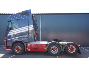 Tractor unit VOLVO FH 500