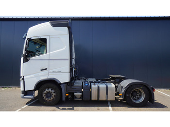Tractor unit VOLVO FH 420