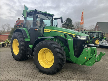 Farm tractor JOHN DEERE 8R 340