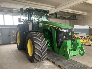 Farm tractor JOHN DEERE 8R 370