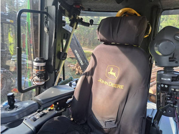 Forestry harvester John Deere 1170G: picture 5