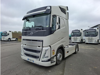 Tractor unit VOLVO FH