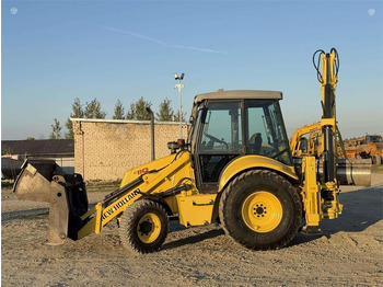 Wheel loader New Holland B 110-4PT , 2 quick couplers: picture 4