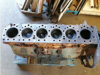 Engine and parts for Truck Volvo Mootoriplokk Volvo D12D460 8170120: picture 2