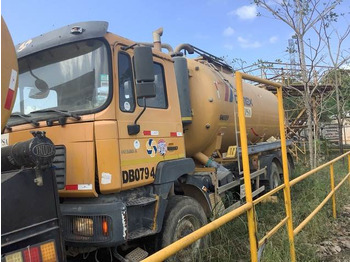 Tanker truck MAN 33.364