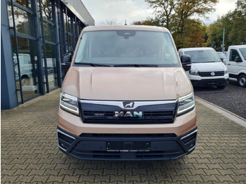 Volkswagen Crafter 35 / TGE 3.180 Kombi 9 Sitze LEDER Sonderumbau leasing Volkswagen Crafter 35 / TGE 3.180 Kombi 9 Sitze LEDER Sonderumbau: picture 2