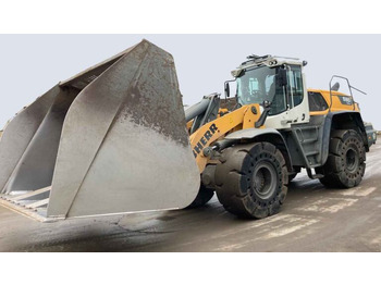 Loader LIEBHERR L 580