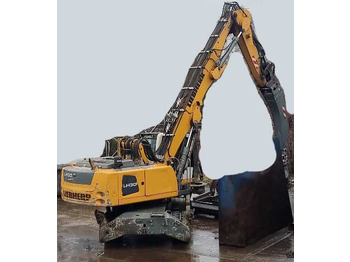 Waste/ Industry handler LIEBHERR LH 30 M