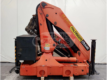 Truck mounted crane PALFINGER