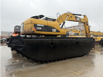 Amphibious excavator CATERPILLAR 320D