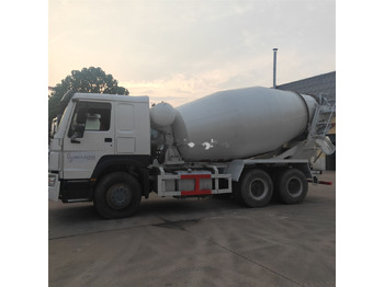 Concrete mixer truck Howo ZZ1257N4347C1: picture 4
