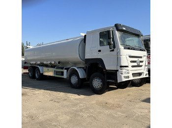 Tanker truck SINOTRUK HOWO