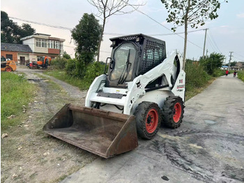 Skid steer loader BOBCAT S18: picture 3