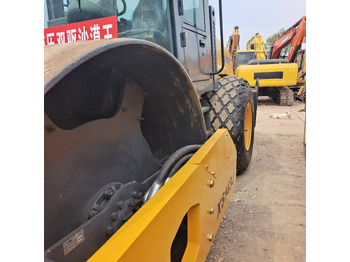 Road roller XCMG XS143J: picture 4