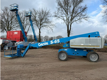 Telescopic boom GENIE